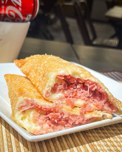 Pastel - Queijo e Calabresa